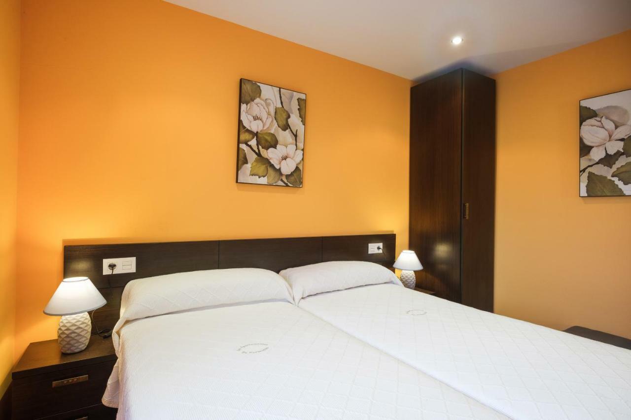 Apartamentos De Herminia Manzaneda  Kültér fotó