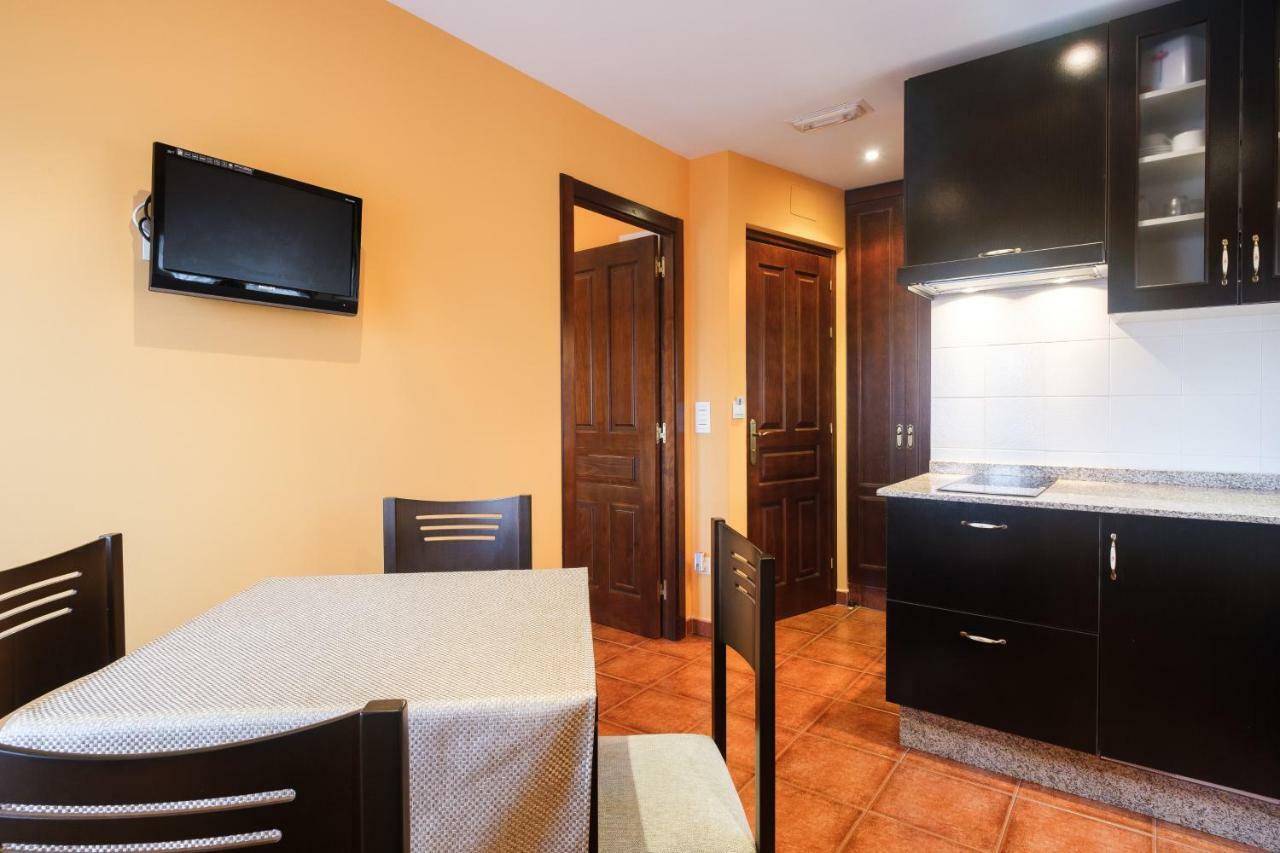 Apartamentos De Herminia Manzaneda  Kültér fotó